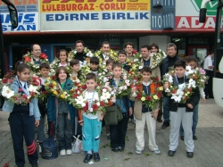 Yunanistan'da Madalyaları Toplayan Kafilemiz Yurda Döndü
