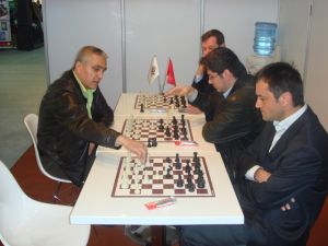 IM Suat Soylu'dan Simültane Gösteri