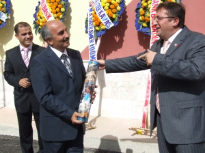 Bolvadin Belediyesi'nden 'Her Dersliğe Bir Satranç'