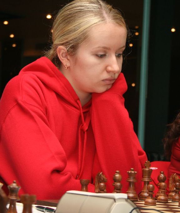 Avrupa Kulüpler Kupası Carlsen Yenildi, Atalık EPAM'ı Taşıyor