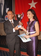 Kosteniuk Şampiyon