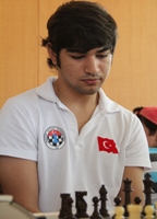 Avrupa Okullar Bireysel Satranç Şampiyonasında Heyecan Dorukta