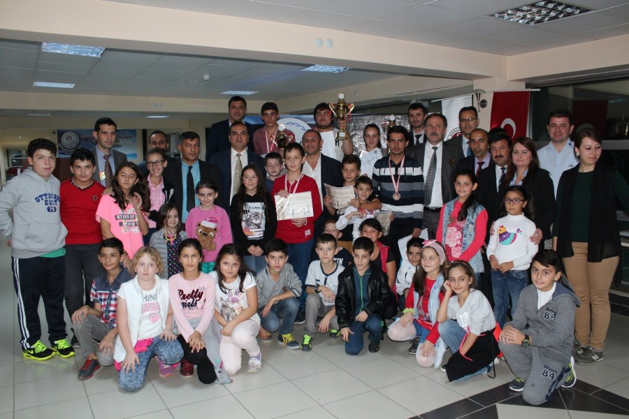 Trabzon 29 Ekim Cumhuriyet Bayramı Valilik Kupası Satranç Turnuvası