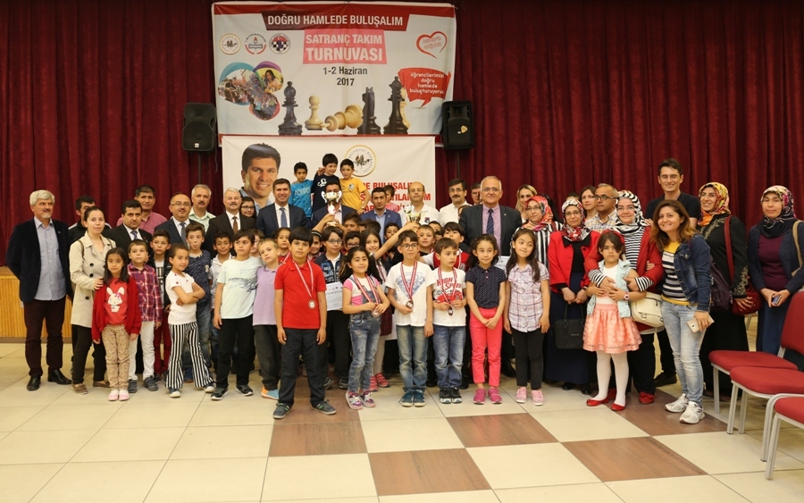 Doğru Hamlede Buluşan Burdurlu Öğrenciler Turnuvada Yarıştı