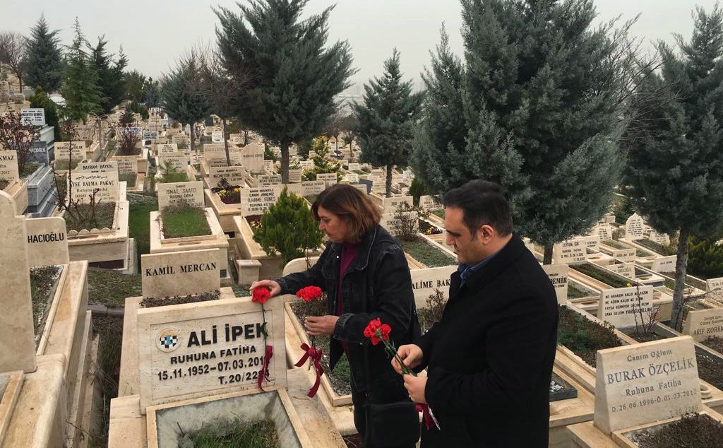 Ali İpek Hocamızı Andık