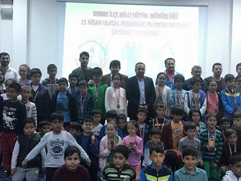 Demre 23 Nisan Ulusal Egemenlik ve Çocuk Bayramı Satranç Turnuvası