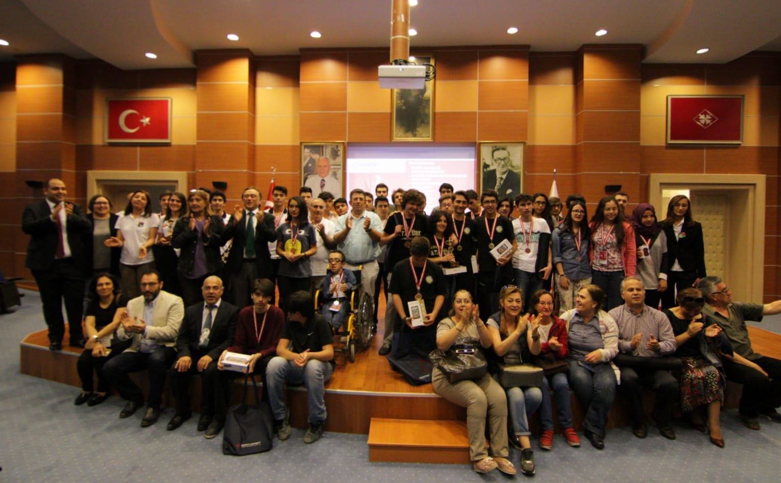 Liselerarası’nda Şampiyon Ankara Atatürk Lisesi!