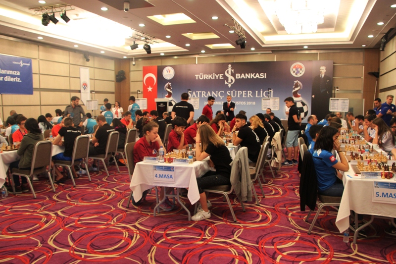 Devleri Buluşturan Süper Lig Ankara'da Başladı