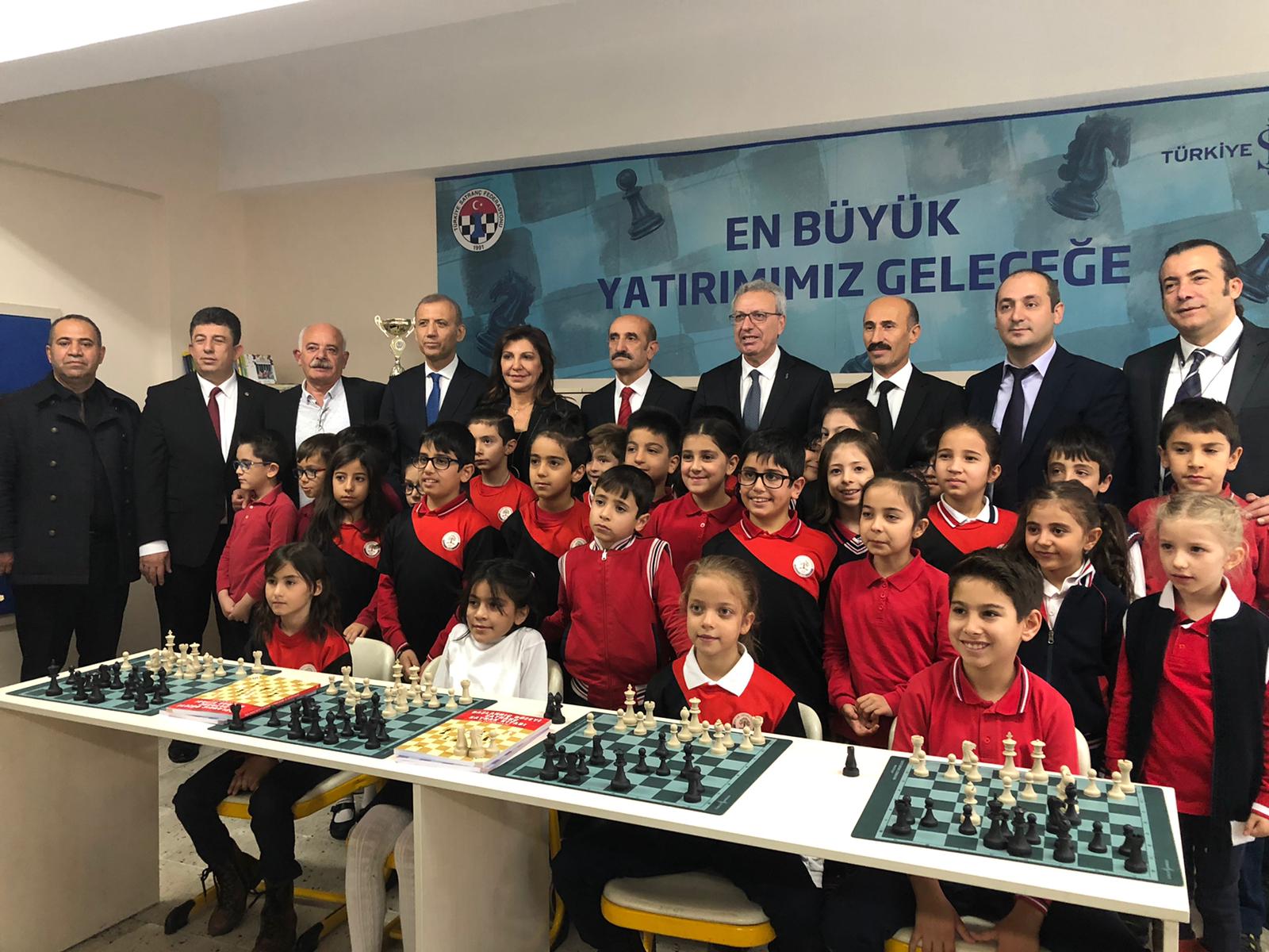 25 Bininci Satranç Sınıfı Açıldı