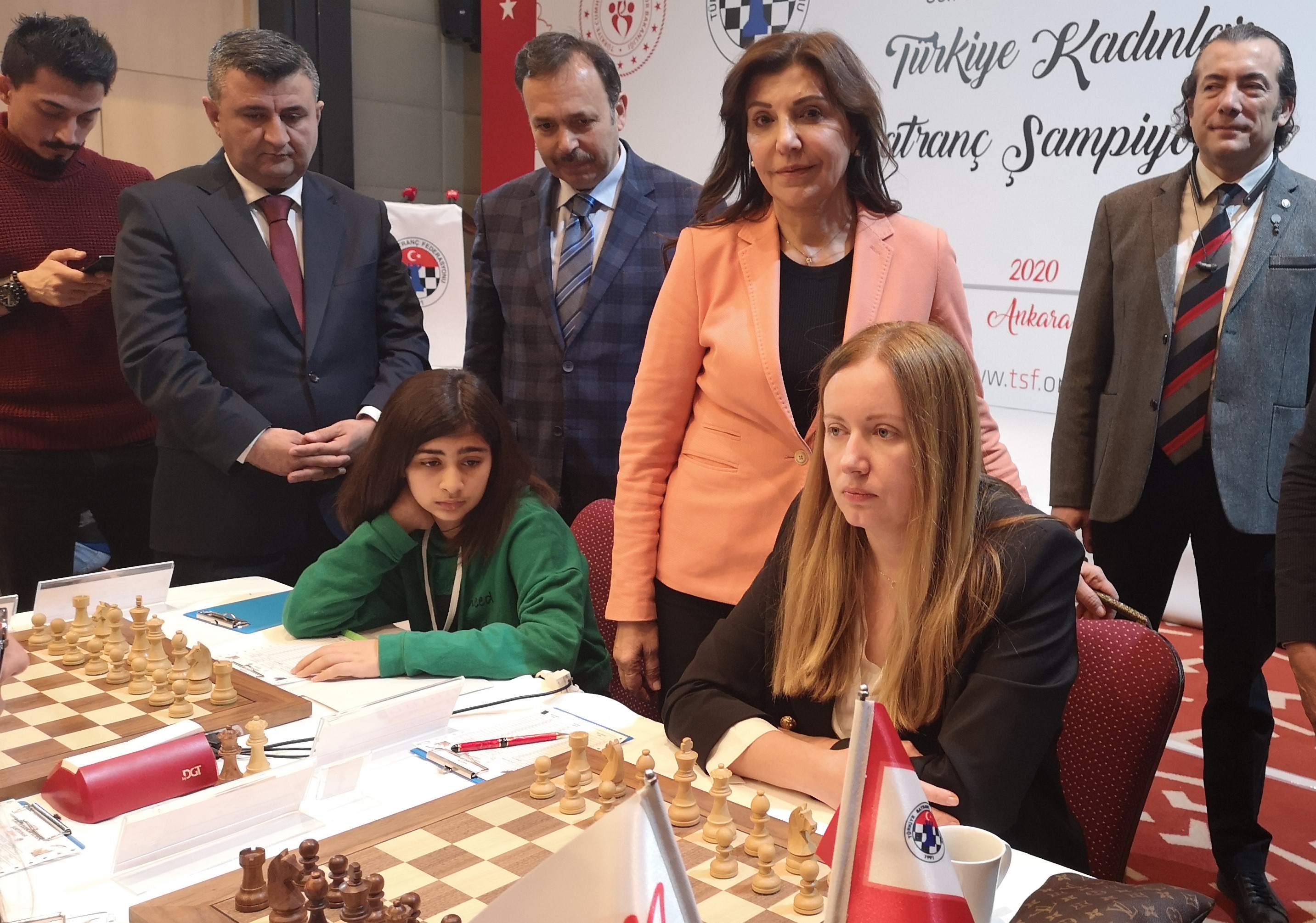 Arzum Türkiye Kadınlar Satranç Şampiyonası Başladı
