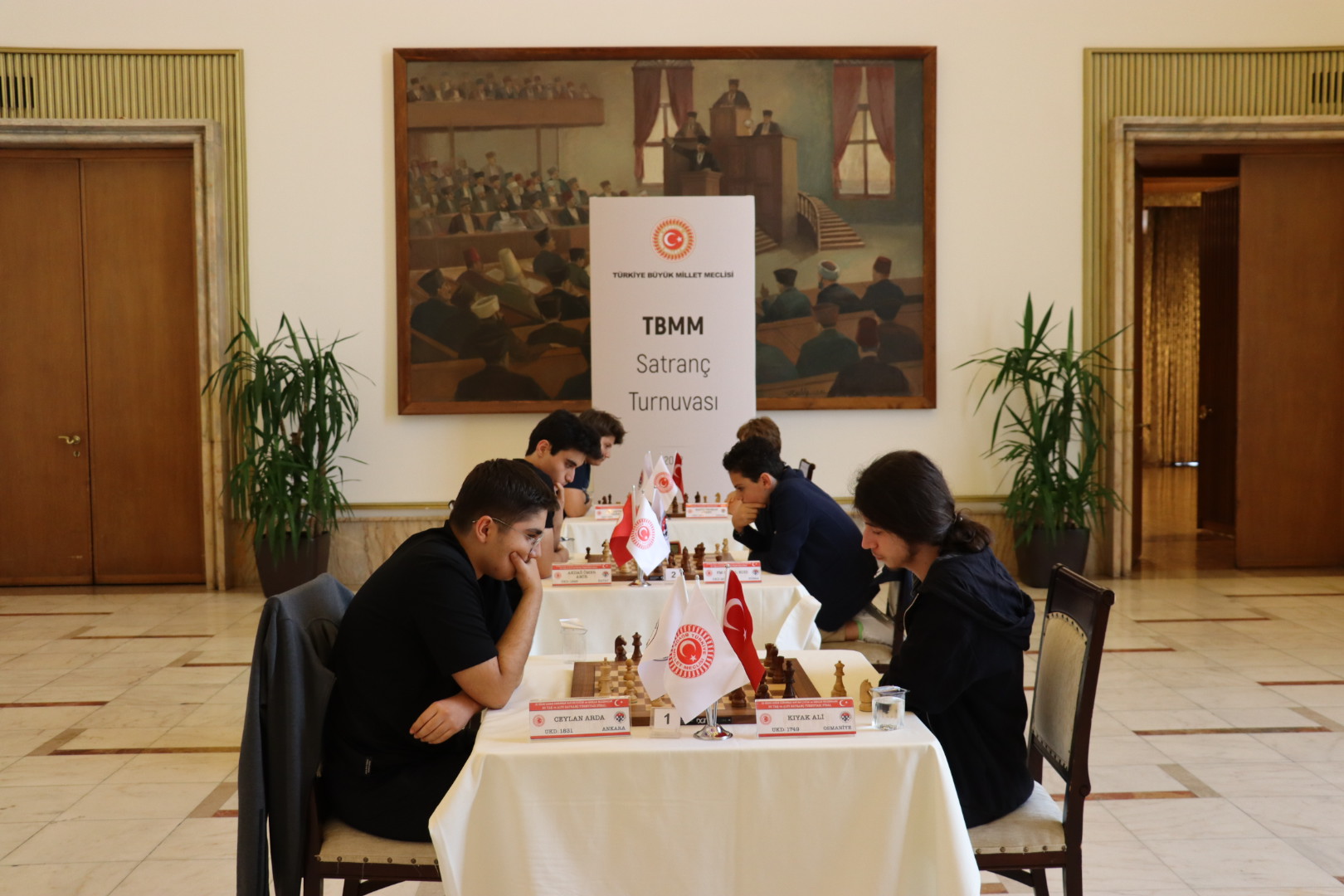 TBMM Satranç Turnuvaları’nda 13-20 Yaş Finalleri