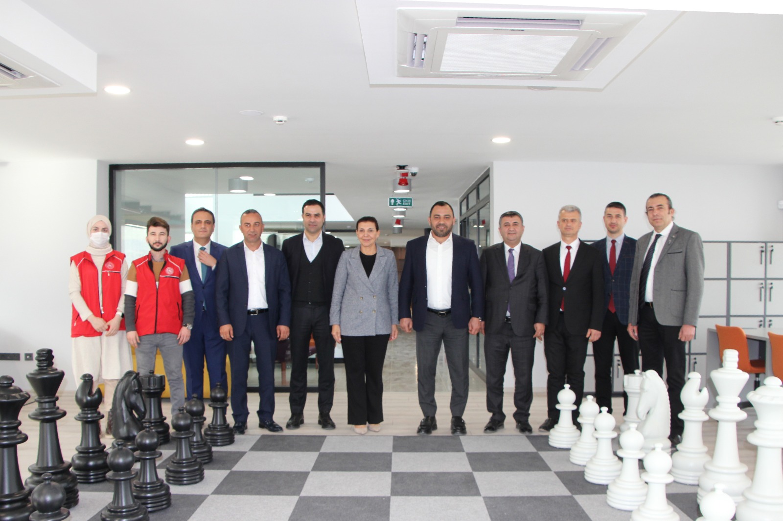 Gençlik ve Spor Bakan Yardımcımız Hamza Yerlikaya’dan Federasyonumuza Ziyaret