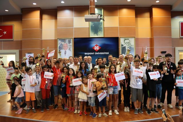Hamleler Başkent Üniversitesi'nde Yapıldı