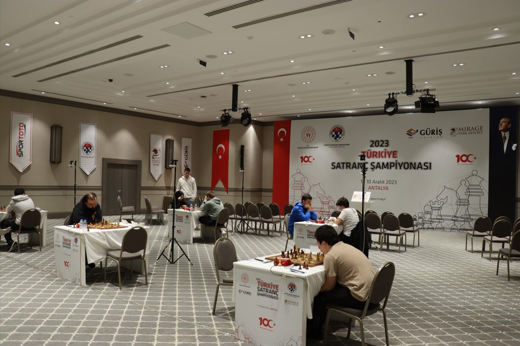 2023 Türkiye Satranç Şampiyonası'nda İlk Yarı Sona Erdi