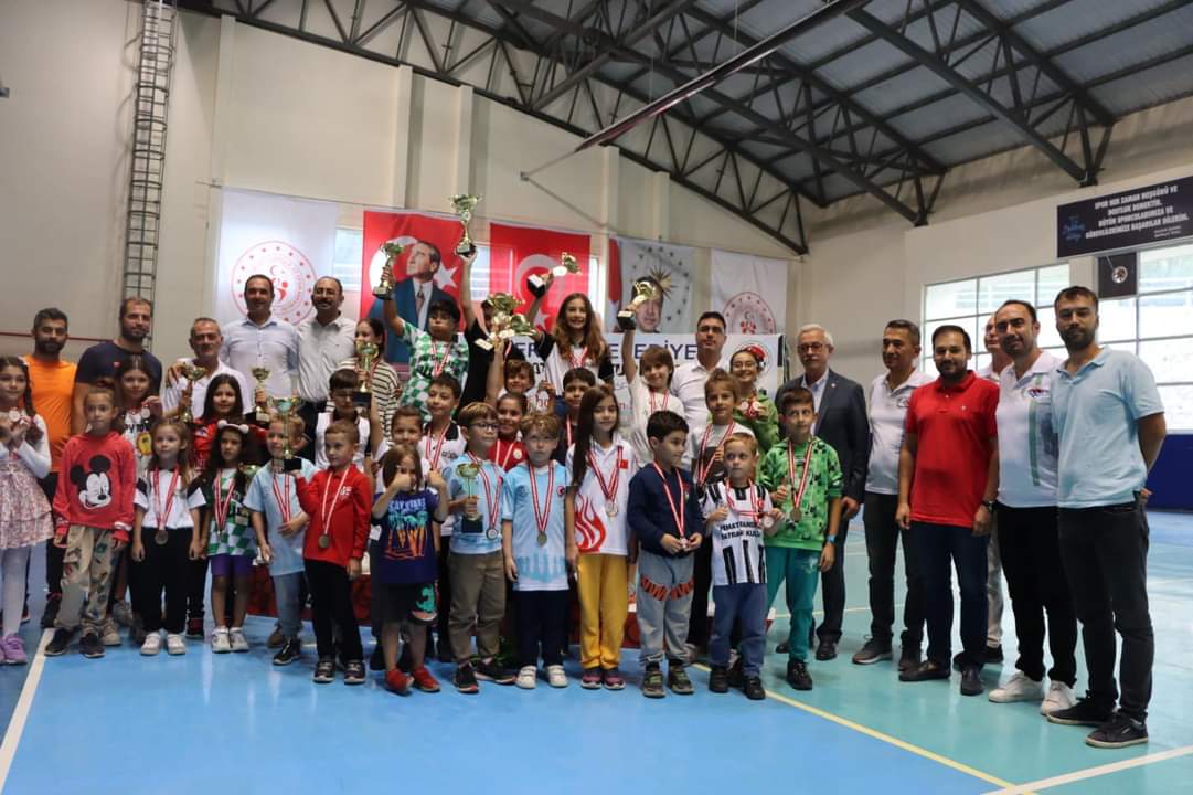Erdek Belediyesi Satranç Turnuvası Tamamlandı