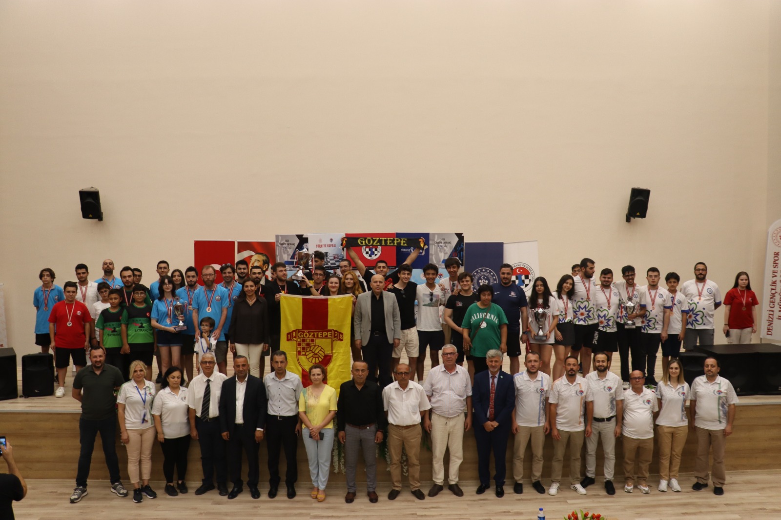 Kulüpler’de Şampiyon Göztepe SK