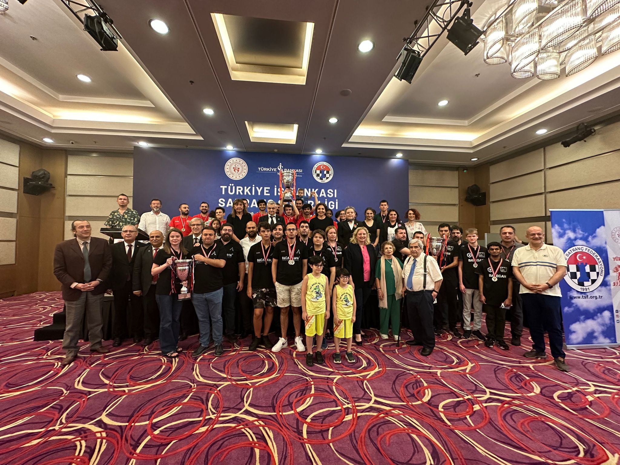 Süper Lig Şampiyonu Türk Hava Yolları Spor Kulübü
