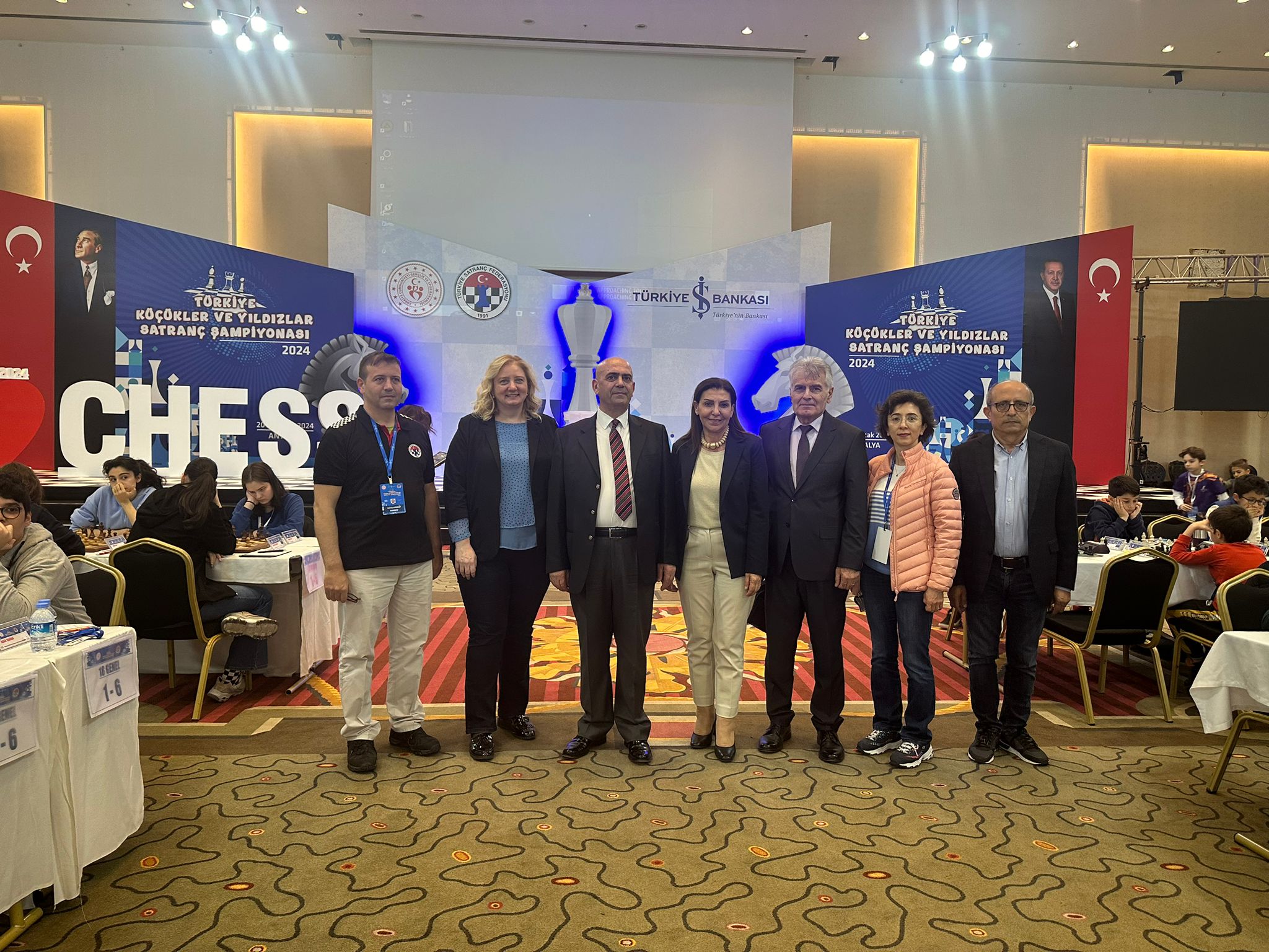 İş Bankası Yönetim Kurulu Üyeleri Şampiyonamızı Ziyaret Etti
