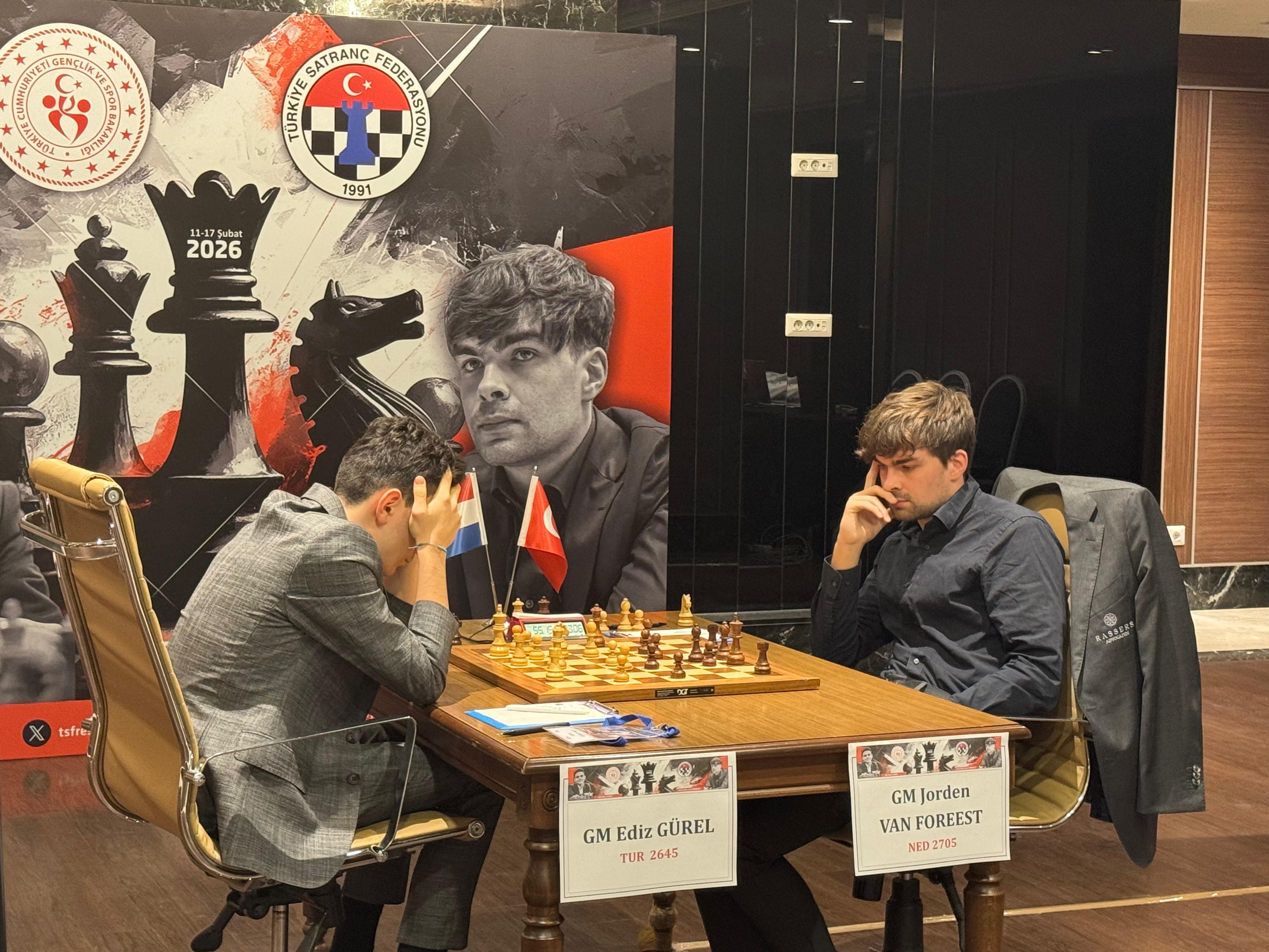 GM Ediz Gürel’den İkinci Turda Önemli Galibiyet
