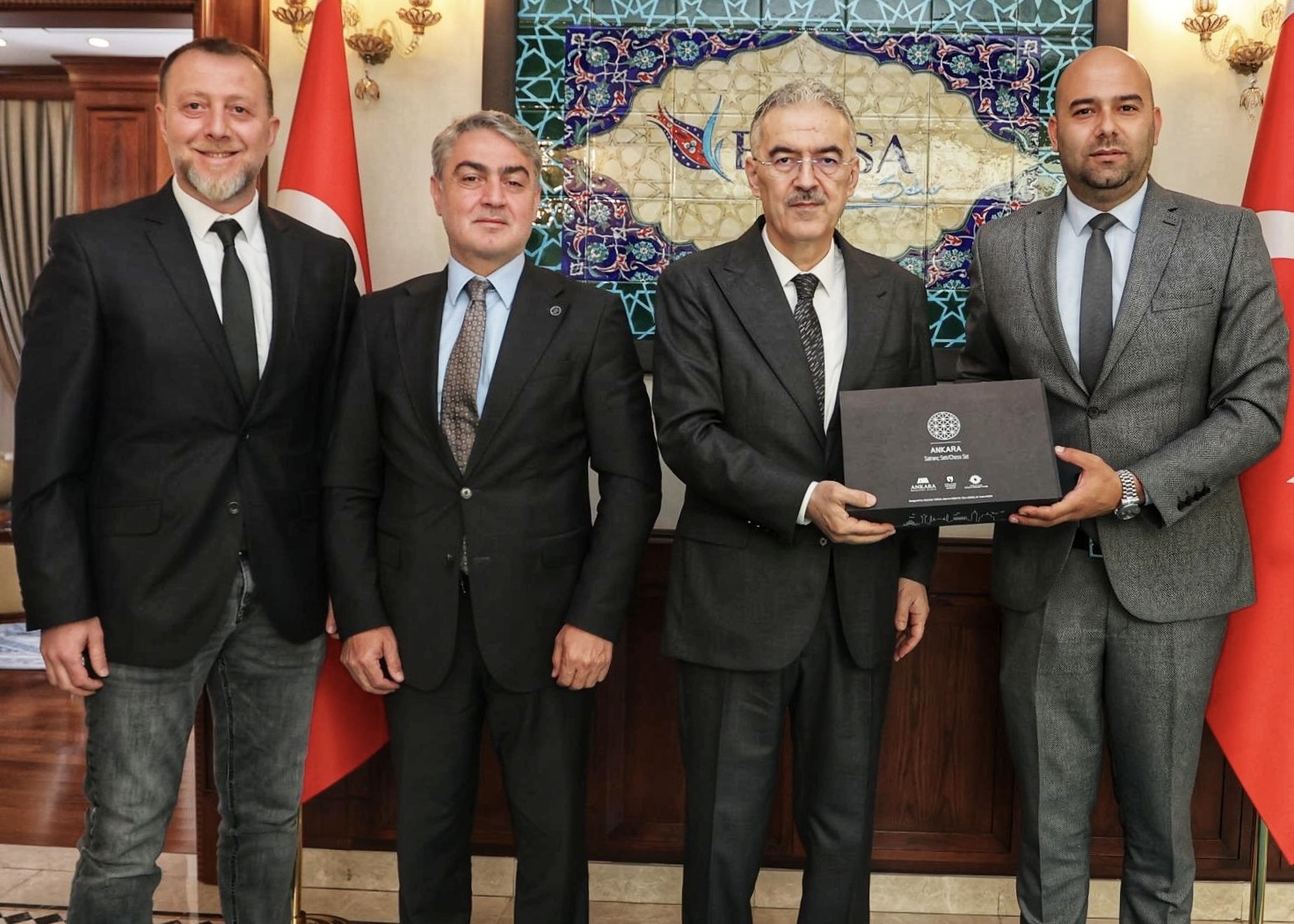 Başkanımız Fethi Apaydın’dan Bursa Valisi Sn. Erol Ayyıldız’a Ziyaret