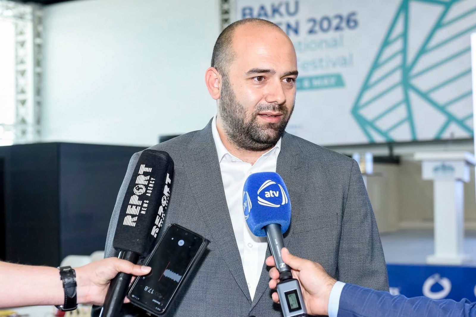 Başkanımız, Bakü Açık 2026 Satranç Festivali Ödül Törenine Katıldı; FIDE ve ECU Başkanlarıyla Bir Araya Geldi
