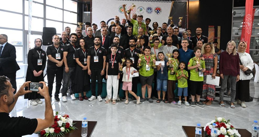 9. Uluslararası Altın Kayısı Satranç Turnuvası Tamamlandı