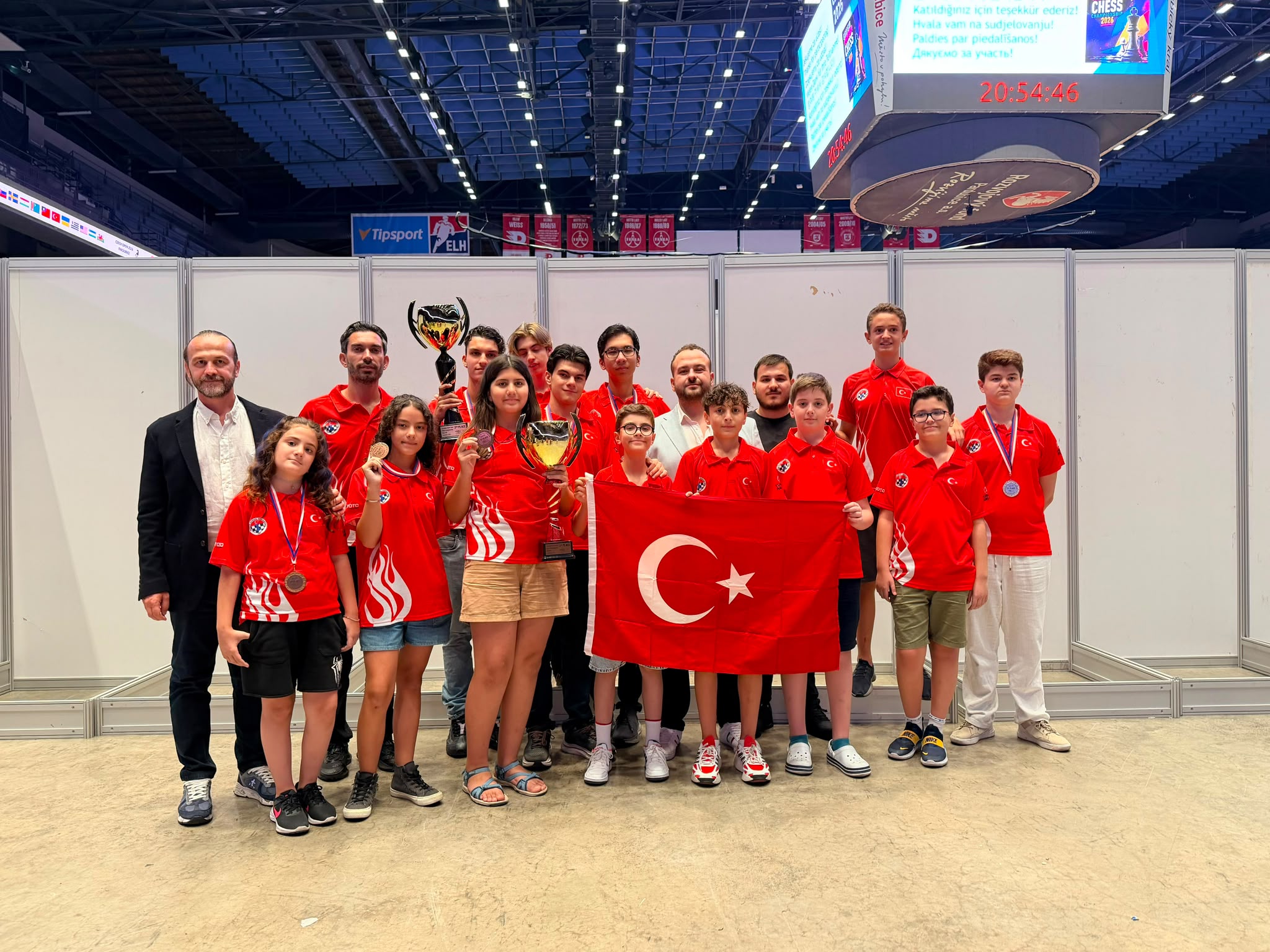 Milli Takımlarımız Avrupa’da Tarih Yazdı