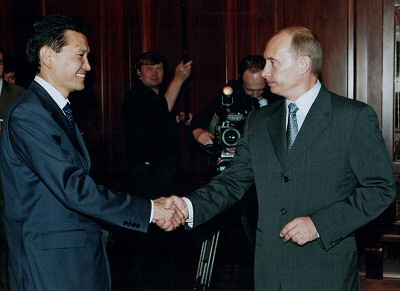 Vladimir Putin Türkiye'yi Örnek Aldı!!