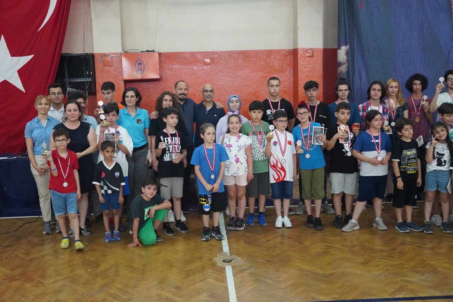 İzmir Agora Rotary Kulübü 19 Mayıs Atatürk'ü Anma Gençlik ve Spor Bayramı Satranç Turnuvası