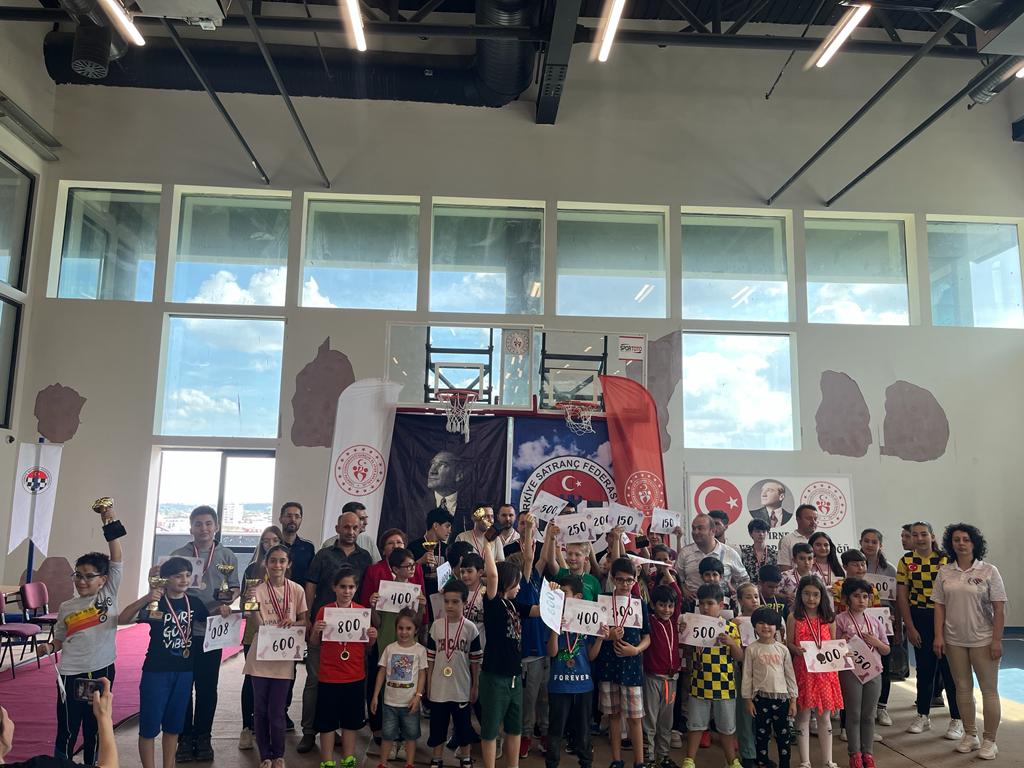 5. Geleneksel Sevinç Sinecikli Anma Satranç Turnuvası Tamamlandı