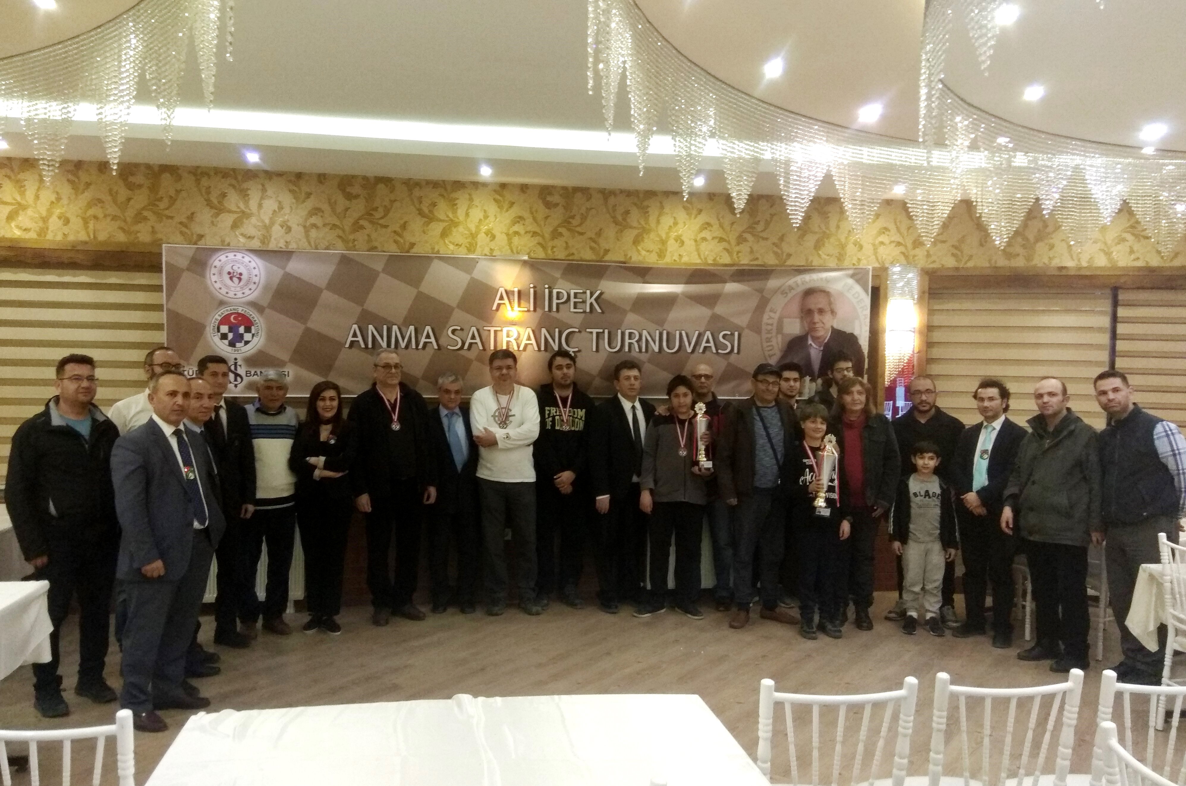 Ali İpek Anma'da Şampiyon Yankı Taşpınar